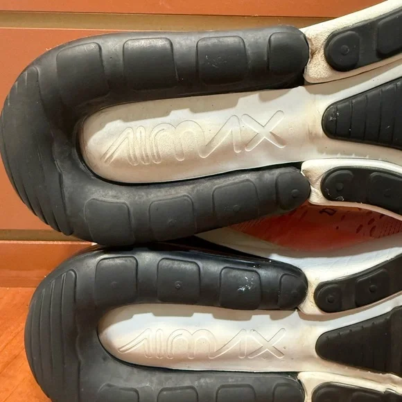 Nike Air Max 270 Pink and Black Sneakers - Picture 11 of 12